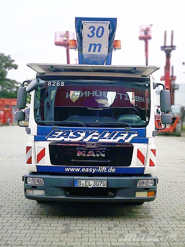 Palfinger P 300 KS Piattaforme autocarrate