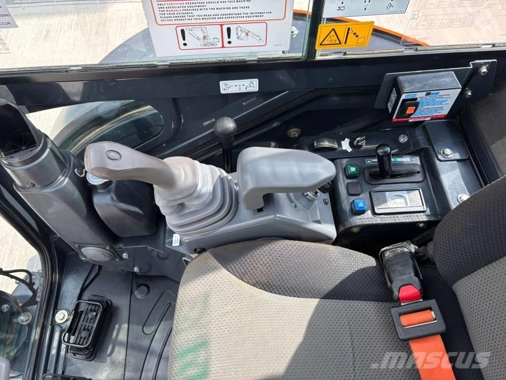 Hitachi ZX 26 U-6 Miniescavatori