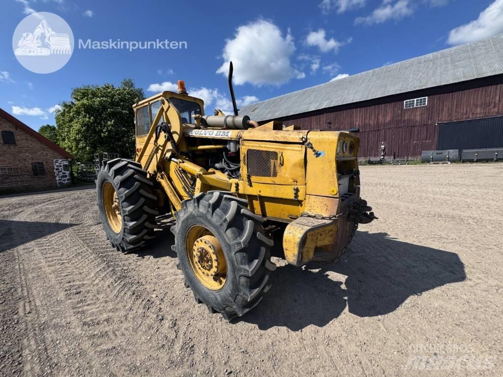 Volvo BM 840 Pale gommate