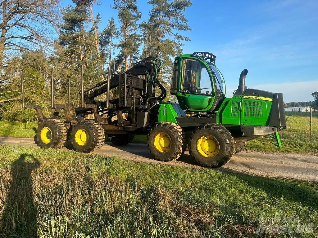 John Deere 1210 E Forwarder