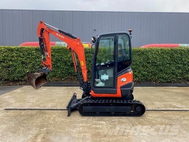 CAT 302.7 D CR Miniescavatori