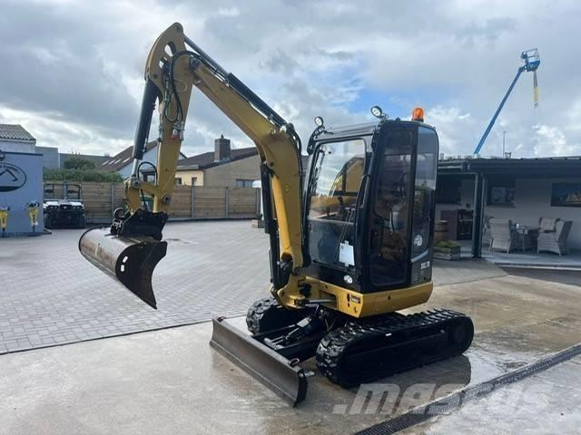 CAT 302.7 D CR Miniescavatori