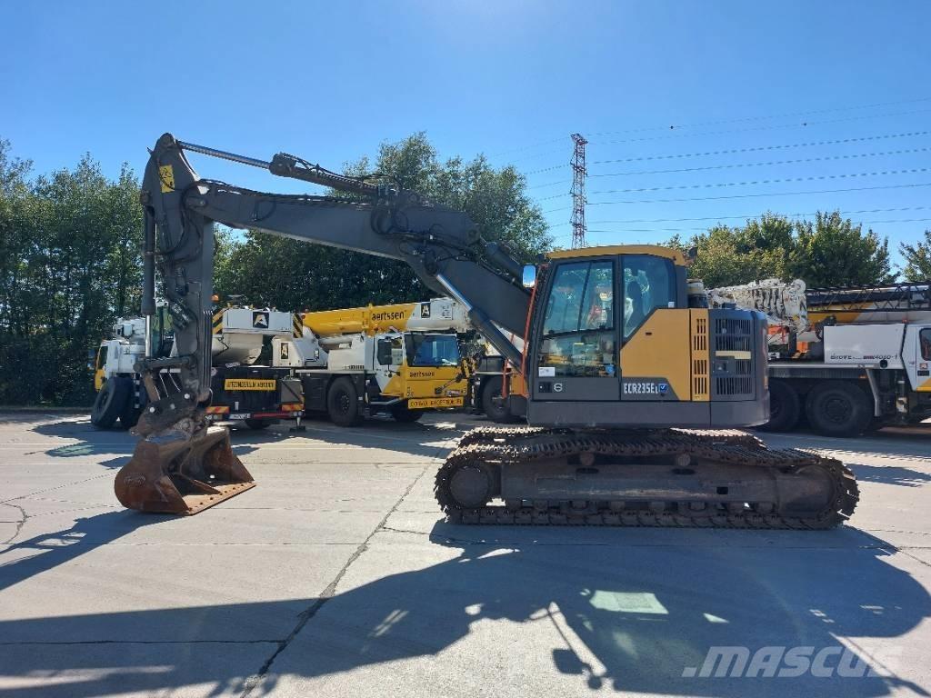 Volvo ECR 235 E Escavatori cingolati