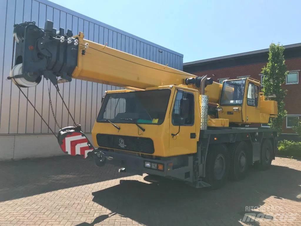 Grove GMK 3050 Gru per tutti i terreni
