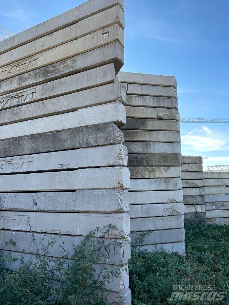 Potain MD 238 Gru a torre