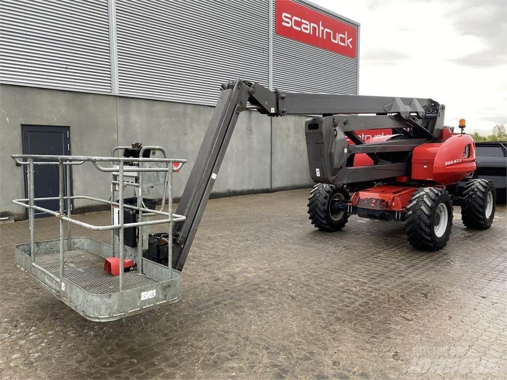 Manitou 200ATJ RC Piattaforme a braccio articolato