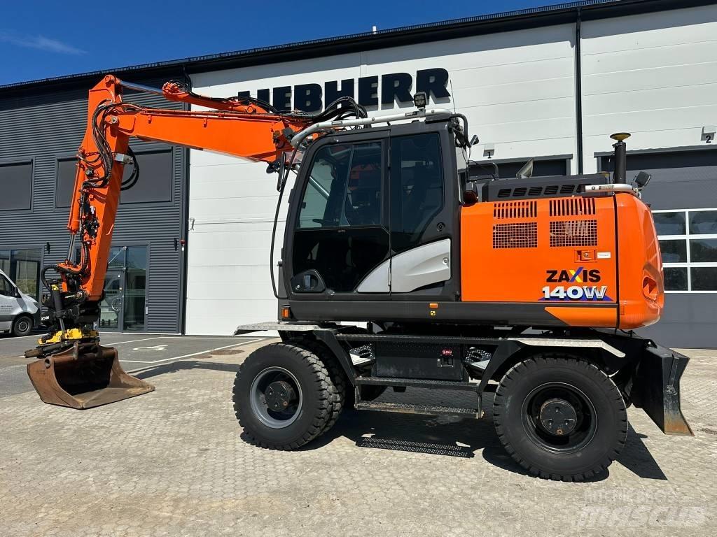 Hitachi ZX 140 W-6 Escavatori gommati