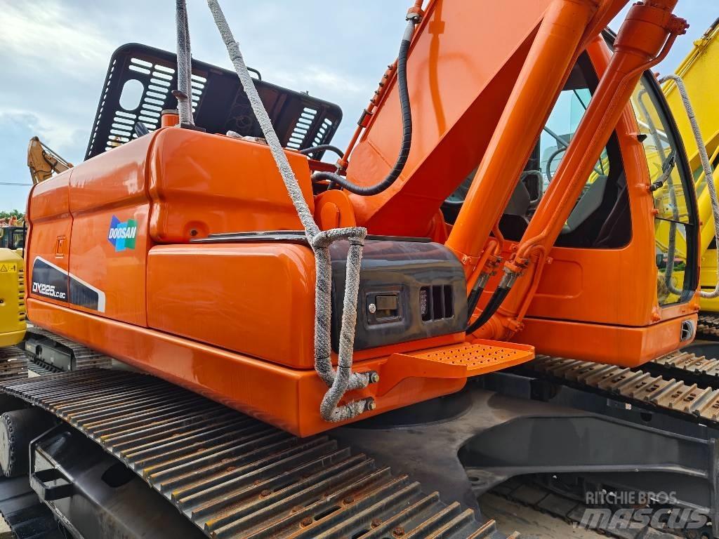Doosan DX 225 LC Escavatori cingolati