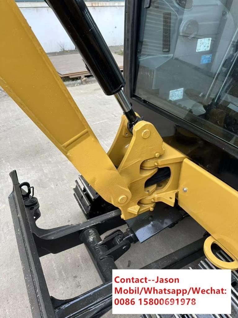 CAT 302 CR Miniescavatori