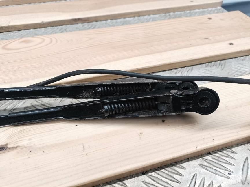 Manitou MLT  wiper Cabine e interni