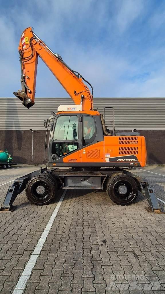 Doosan DX170W-5 Escavatori gommati