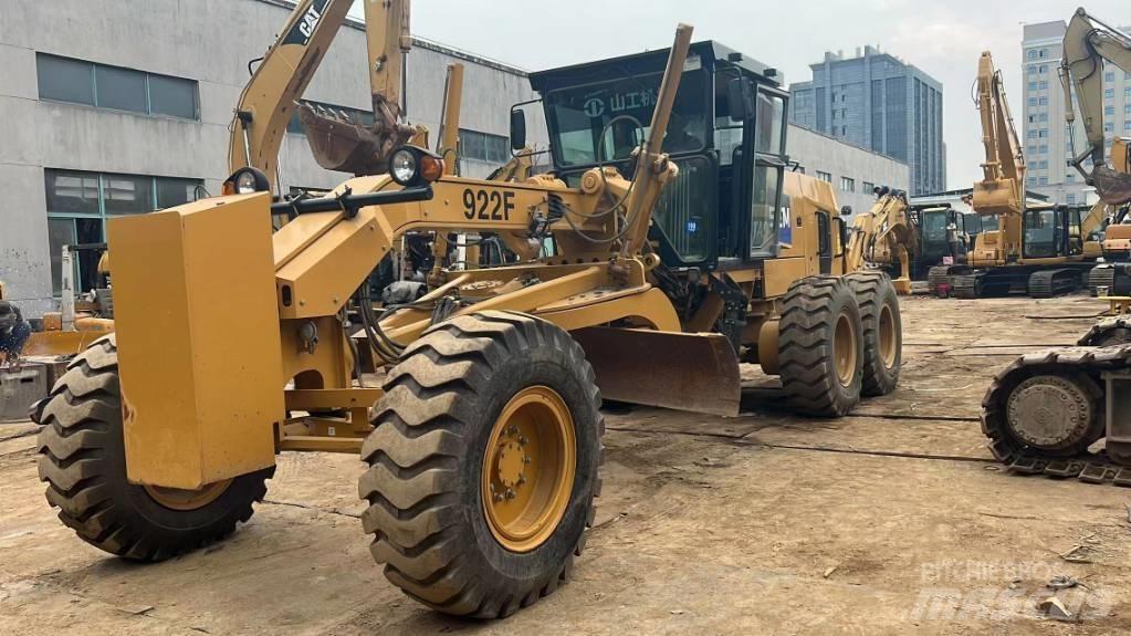 SEM 922F Motorgraders