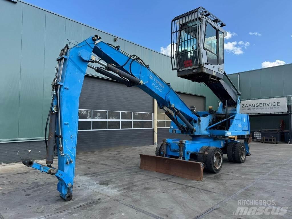Fuchs MHL 320 Movimentazione rifiuti