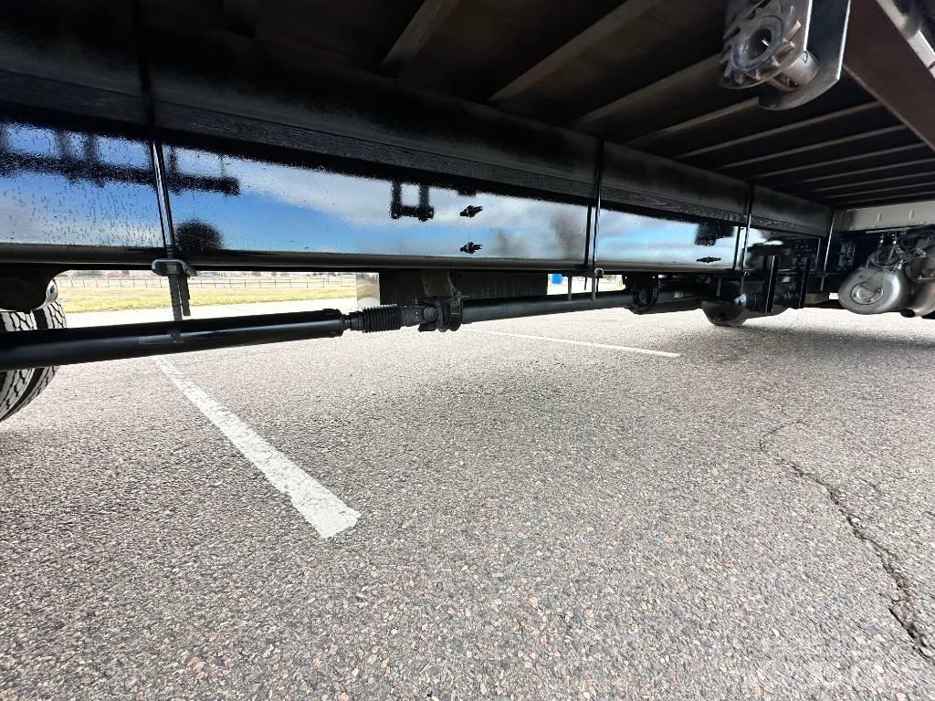Hino 268 A Camion con sponde ribaltabili