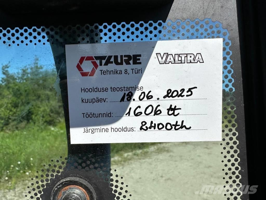 Valtra G 135 Versu Trattori