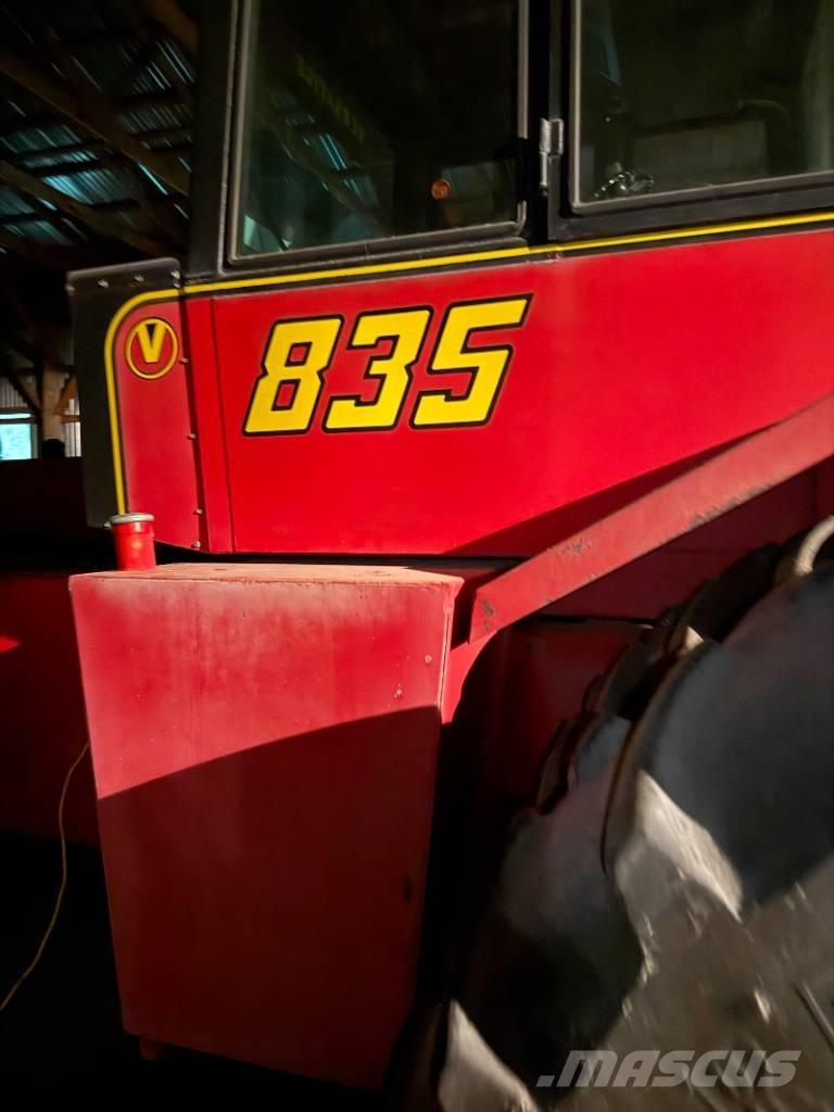 Versatile 835 Trattori