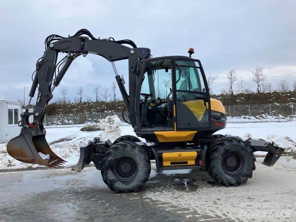 Mecalac 11 MWR Escavatori gommati
