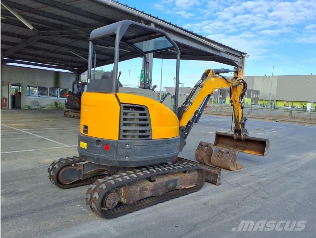 Bobcat E 26 Miniescavatori