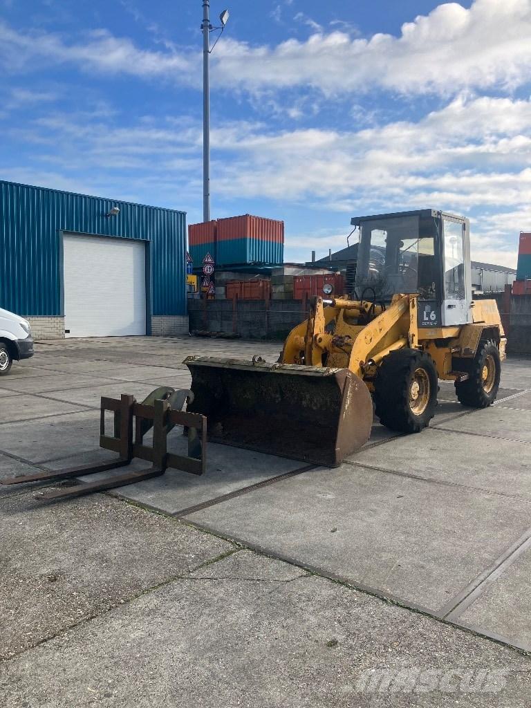 O&K L 6 shovel Pale gommate