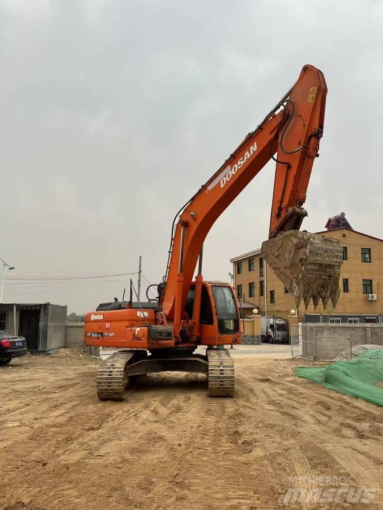 Doosan DX300LCA Escavatori cingolati