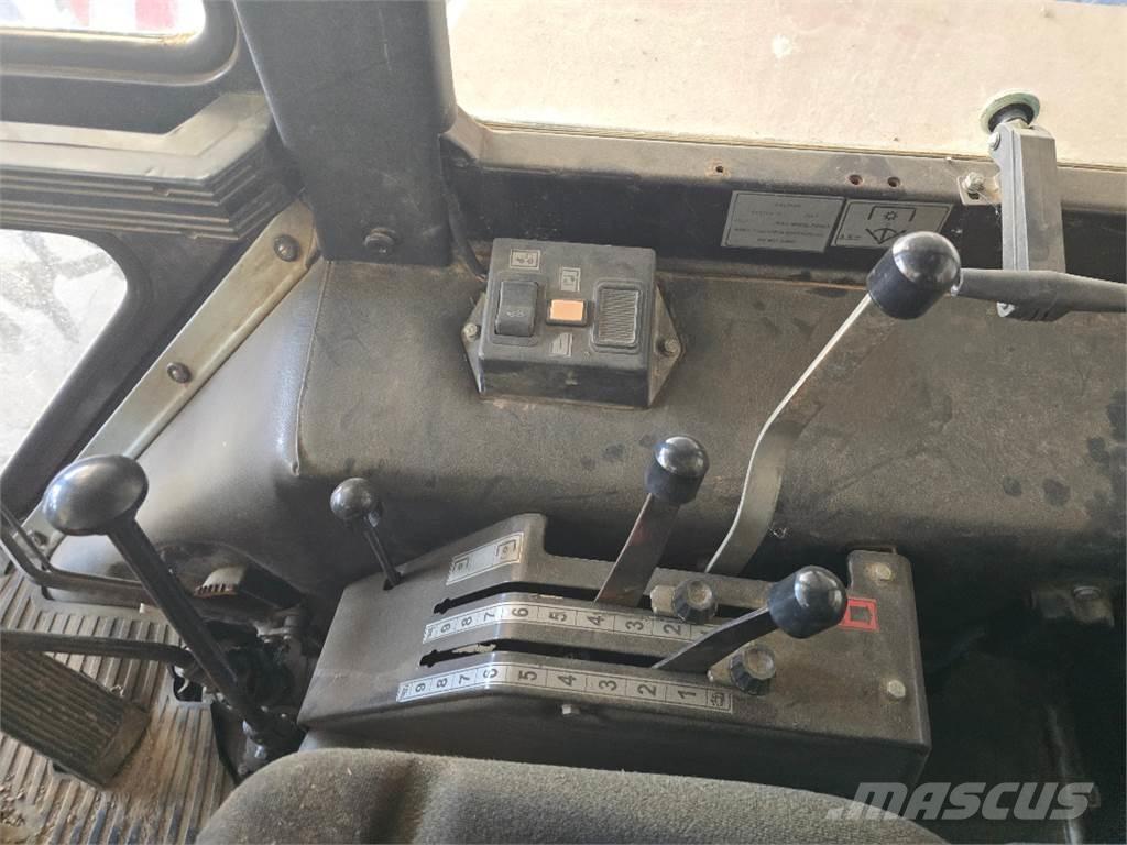 Belarus MTS 1025 Trattori