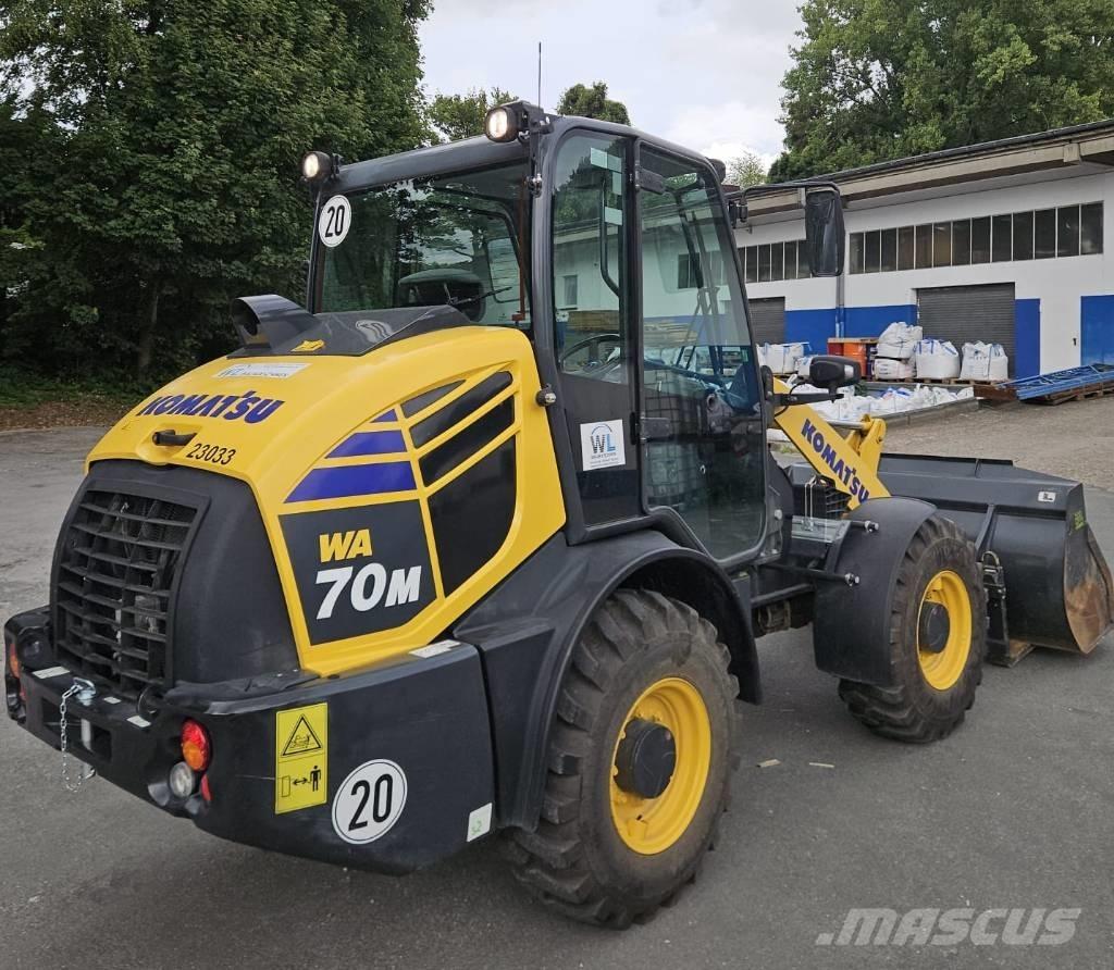 Komatsu WA 70 M-8 Pale gommate