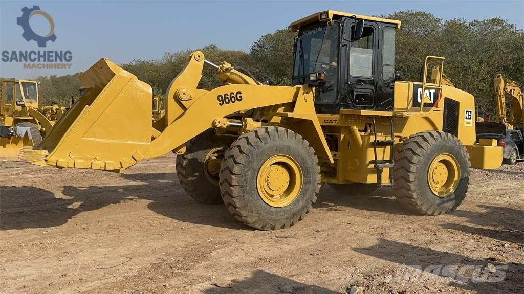 CAT 966 G Pale gommate