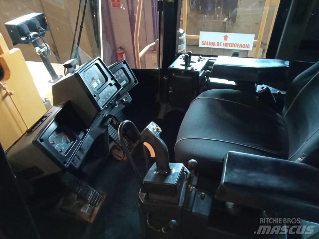 CAT 988H Mini pale