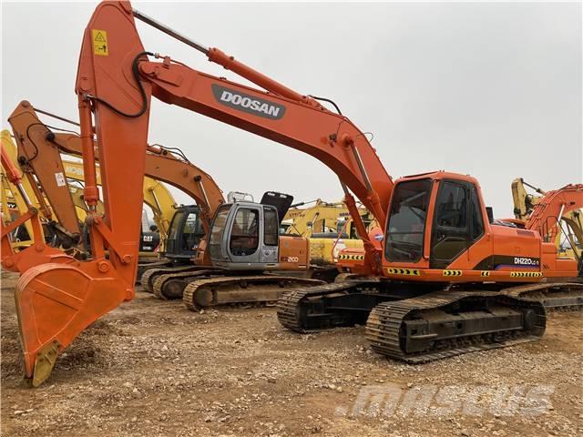 Doosan DH220LC-7 Escavatori cingolati
