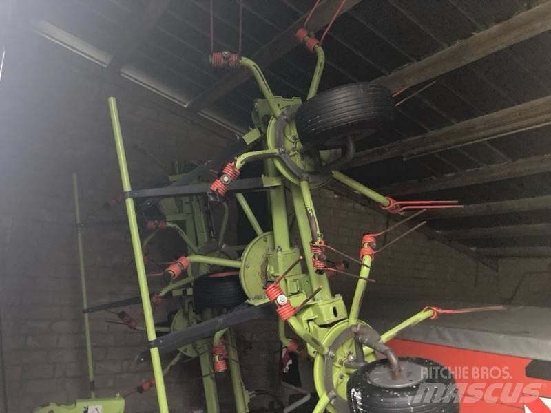 CLAAS Volto 900 Ranghinatori