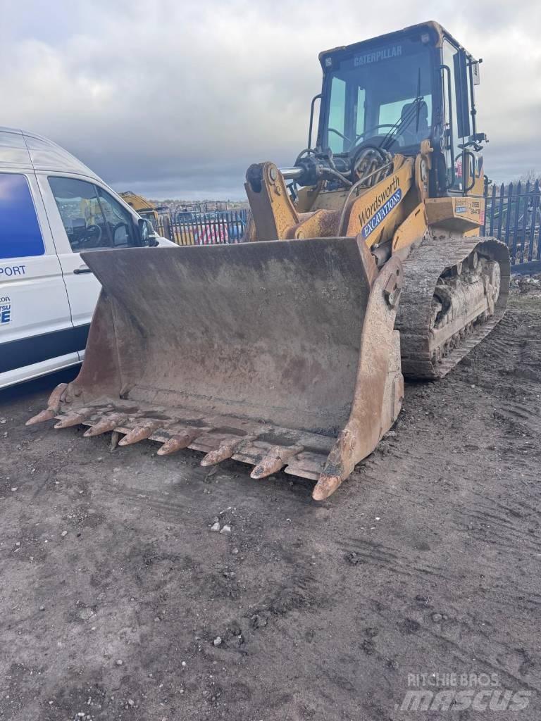 CAT 963 D WH Pale cingolate