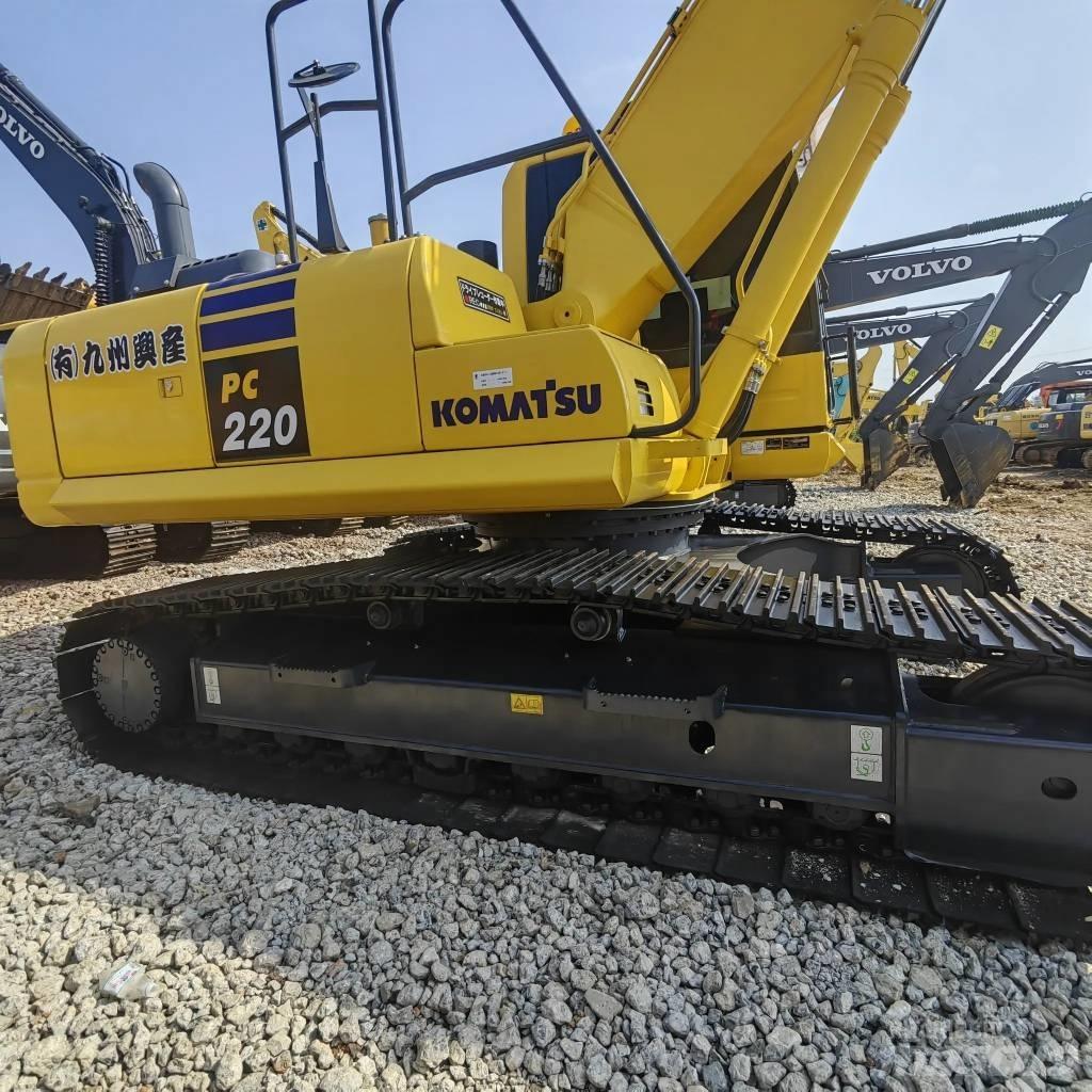 Komatsu PC 220-8 Escavatori cingolati
