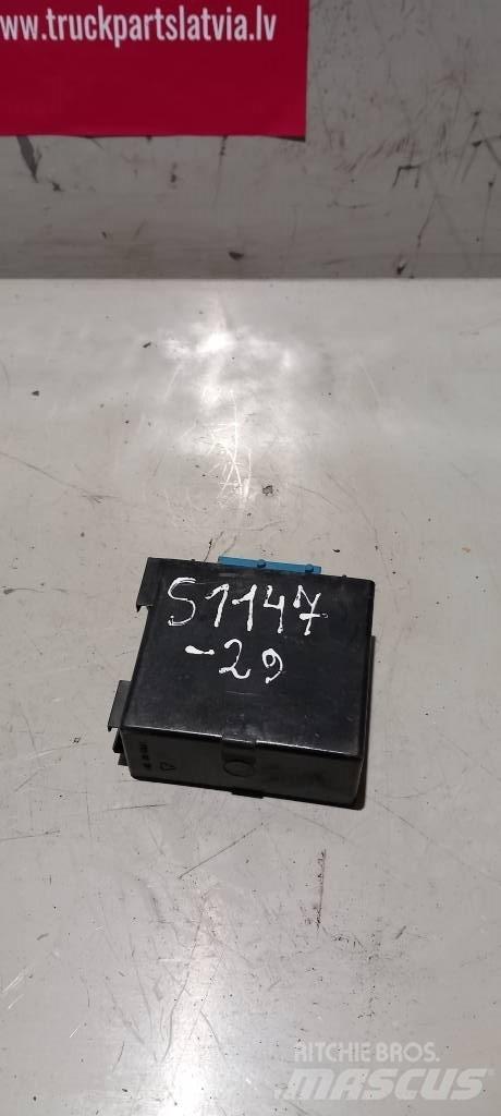 Scania 124.  1428602 Componenti elettroniche