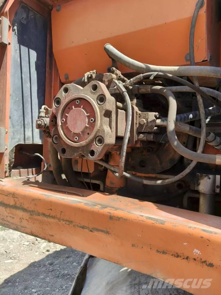 Doosan DH210W-7 Escavatori gommati
