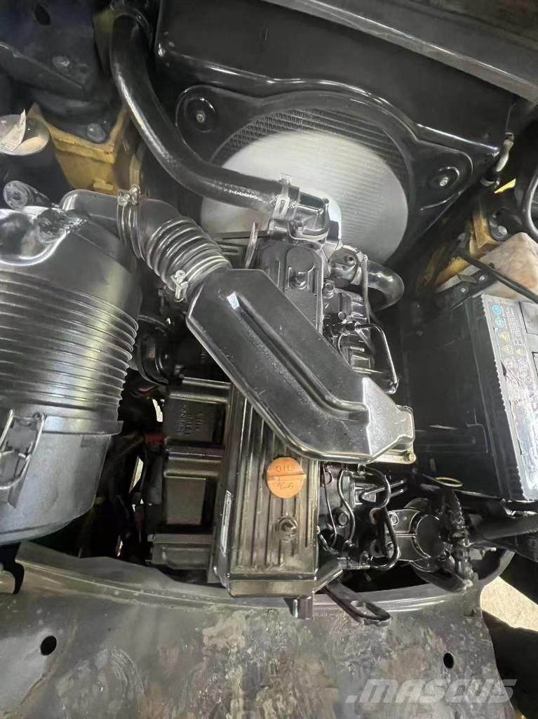 Komatsu FD 30 T-17 Carrelli elevatori diesel