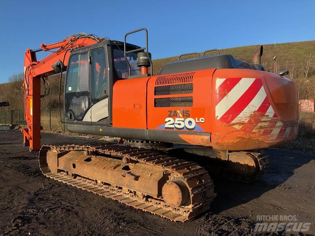 Hitachi ZX 250 LC-6 Escavatori cingolati
