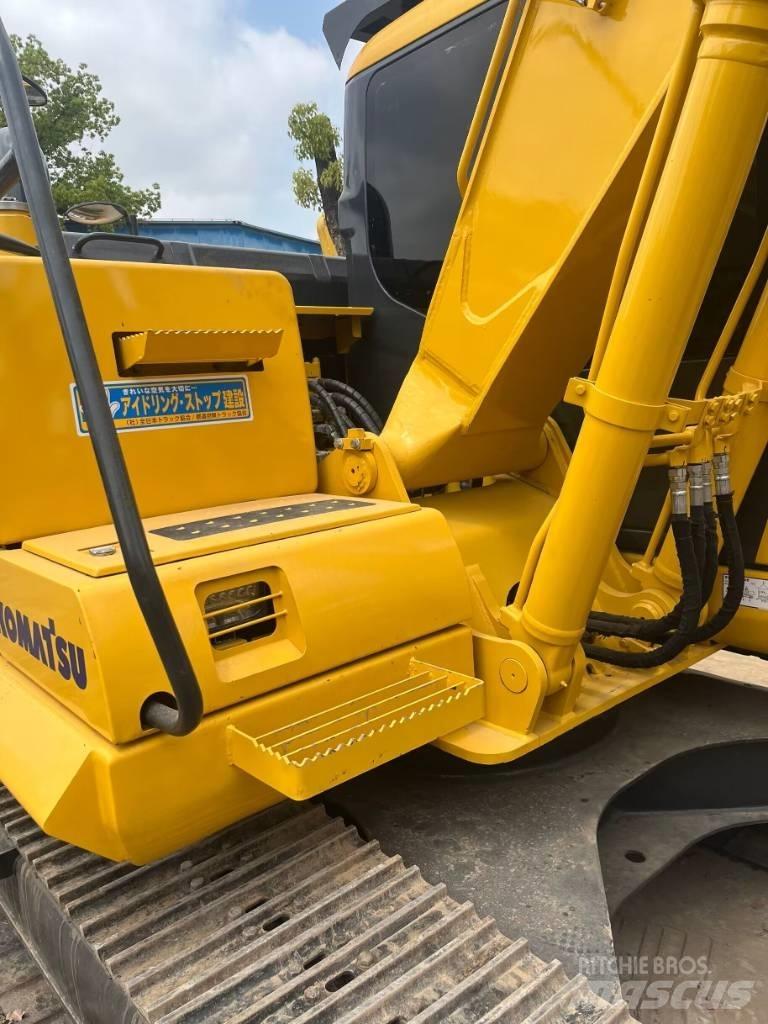 Komatsu PC130 Escavatori cingolati