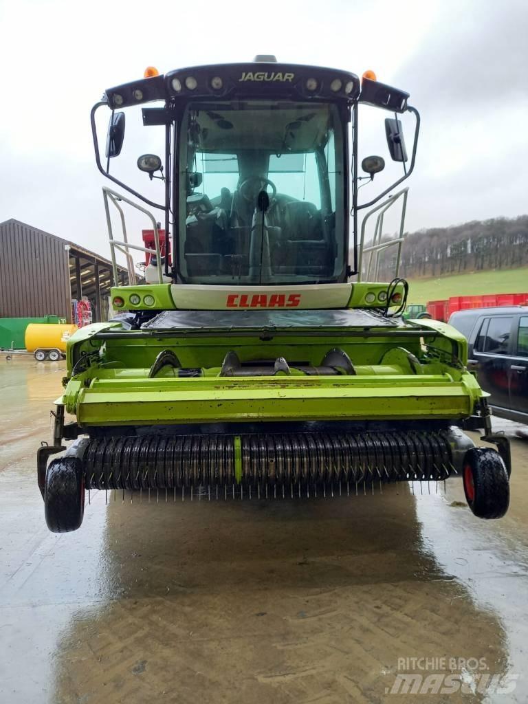 CLAAS Jaguar 970 Trince semoventi