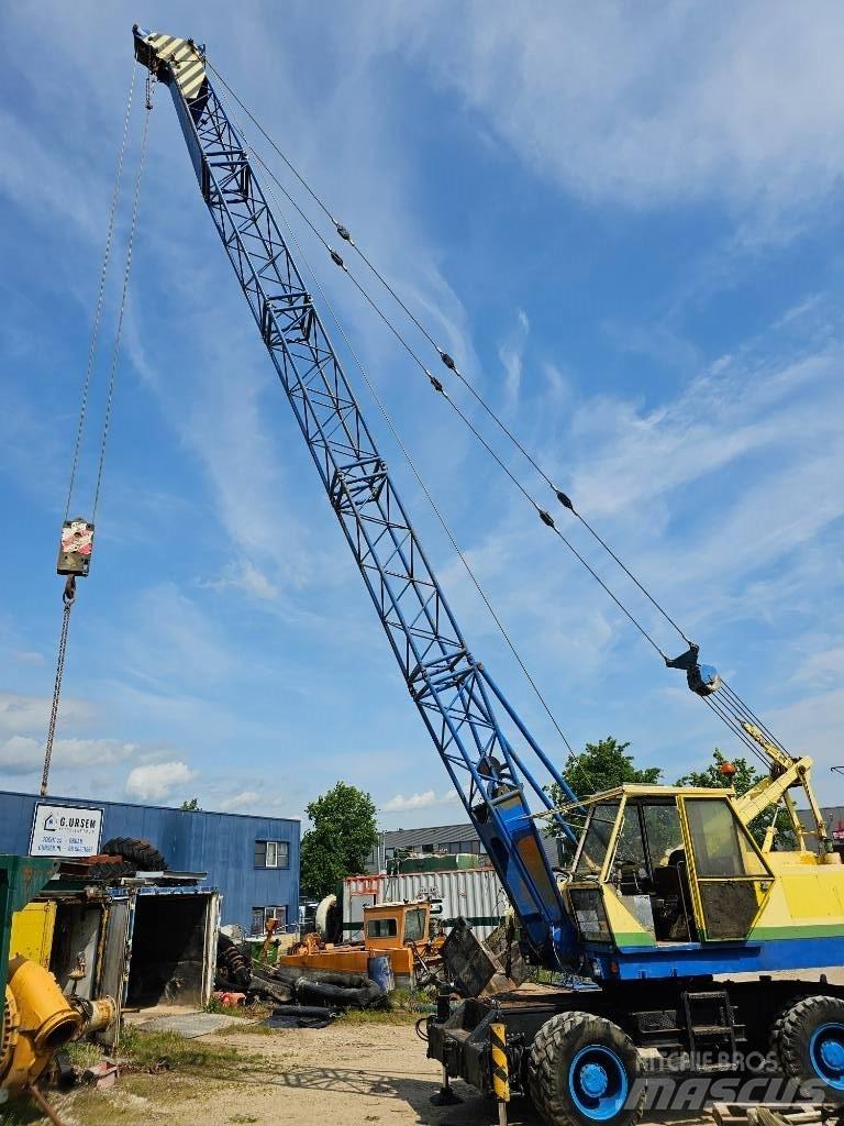 Sennebogen S 1018 M Altre gru