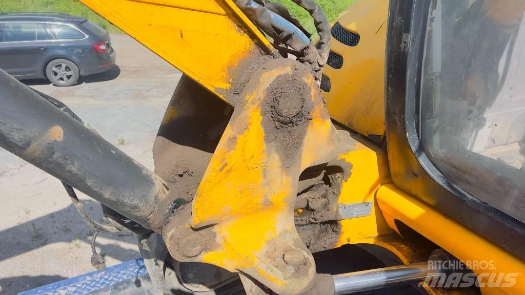 JCB 8080 Escavatori medi 7t - 12t