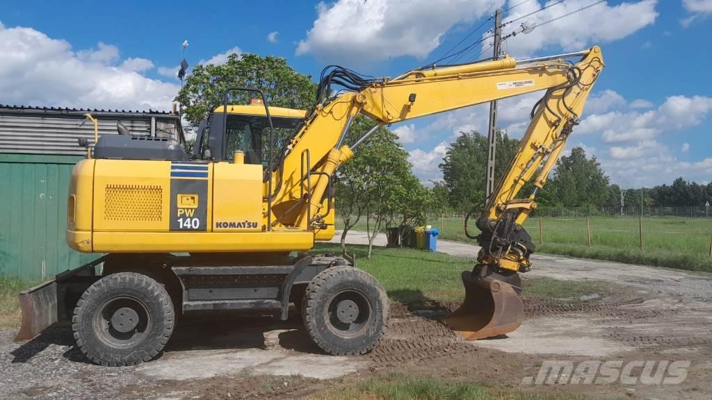 Komatsu PW 140-7 Escavatori gommati