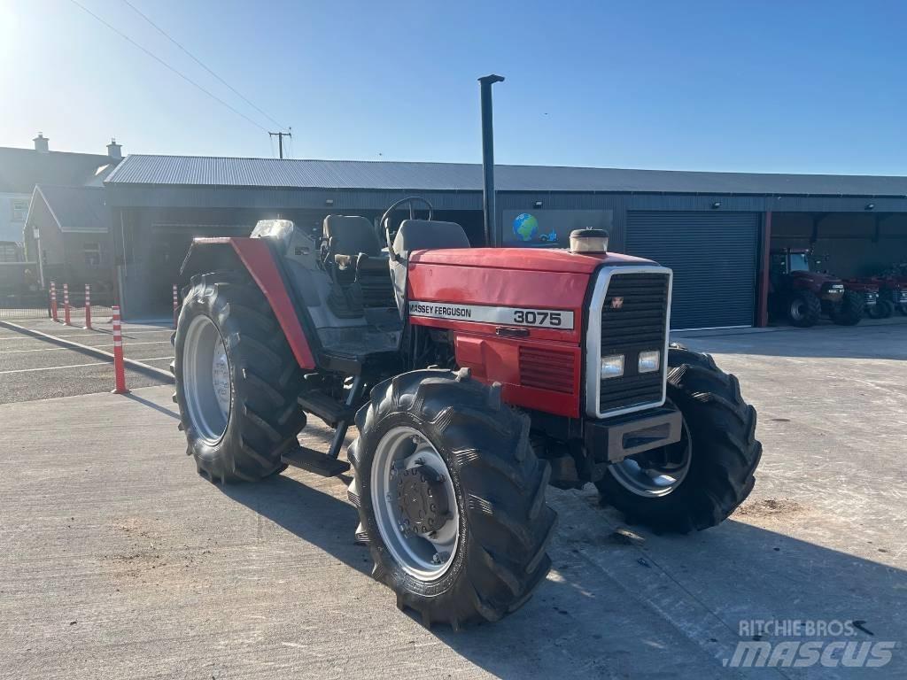 Massey Ferguson 3075 Trattori