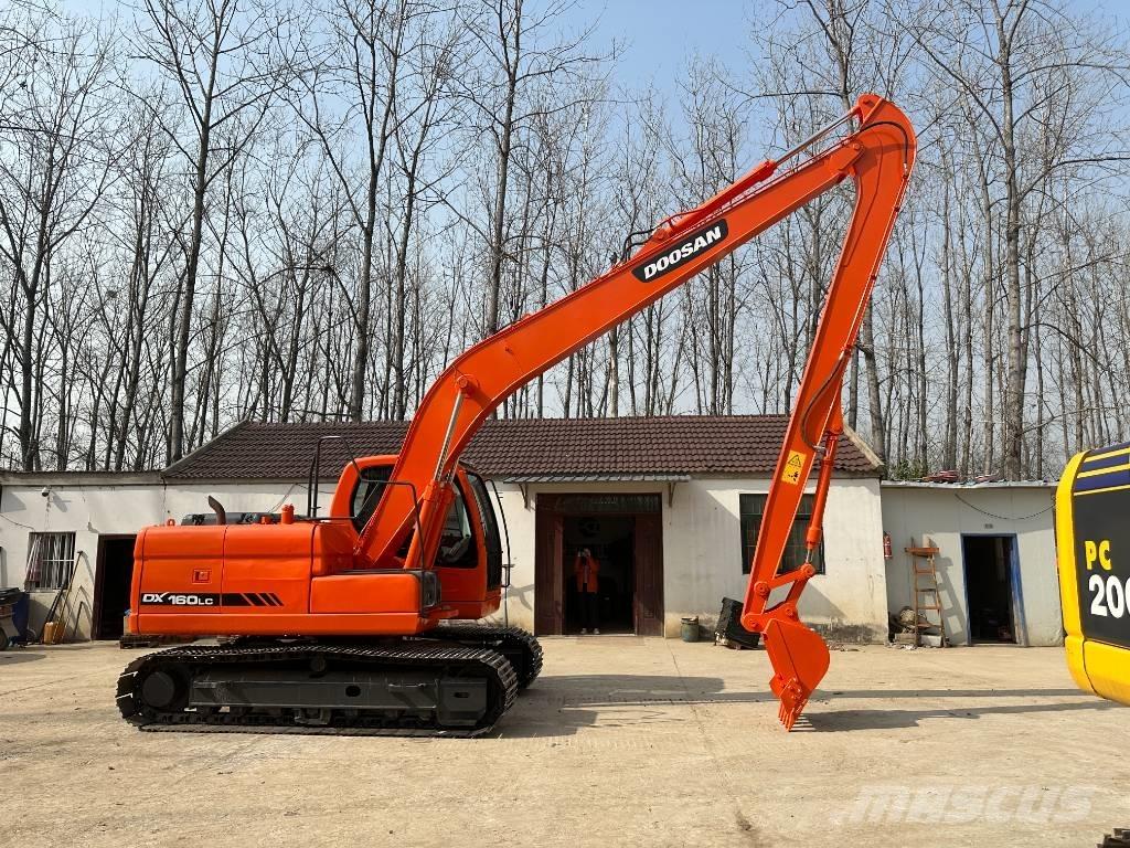Doosan DX160LC Escavatori cingolati
