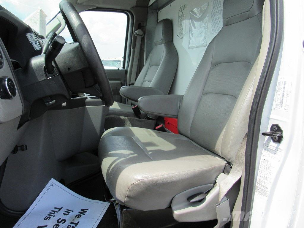 Ford E-350 Camion cassonati