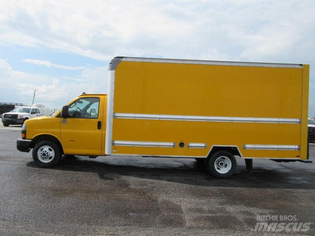 GMC Savana 3500 Camion cassonati