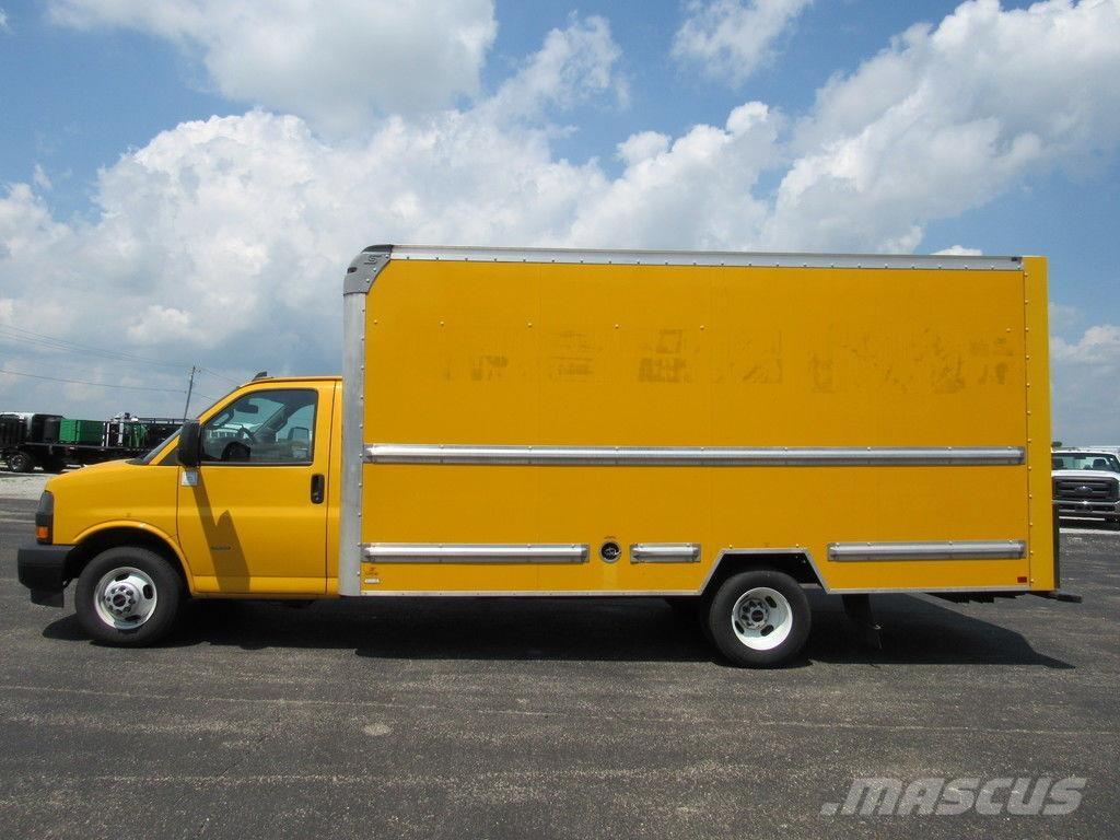 GMC Savana 3500 Camion cassonati