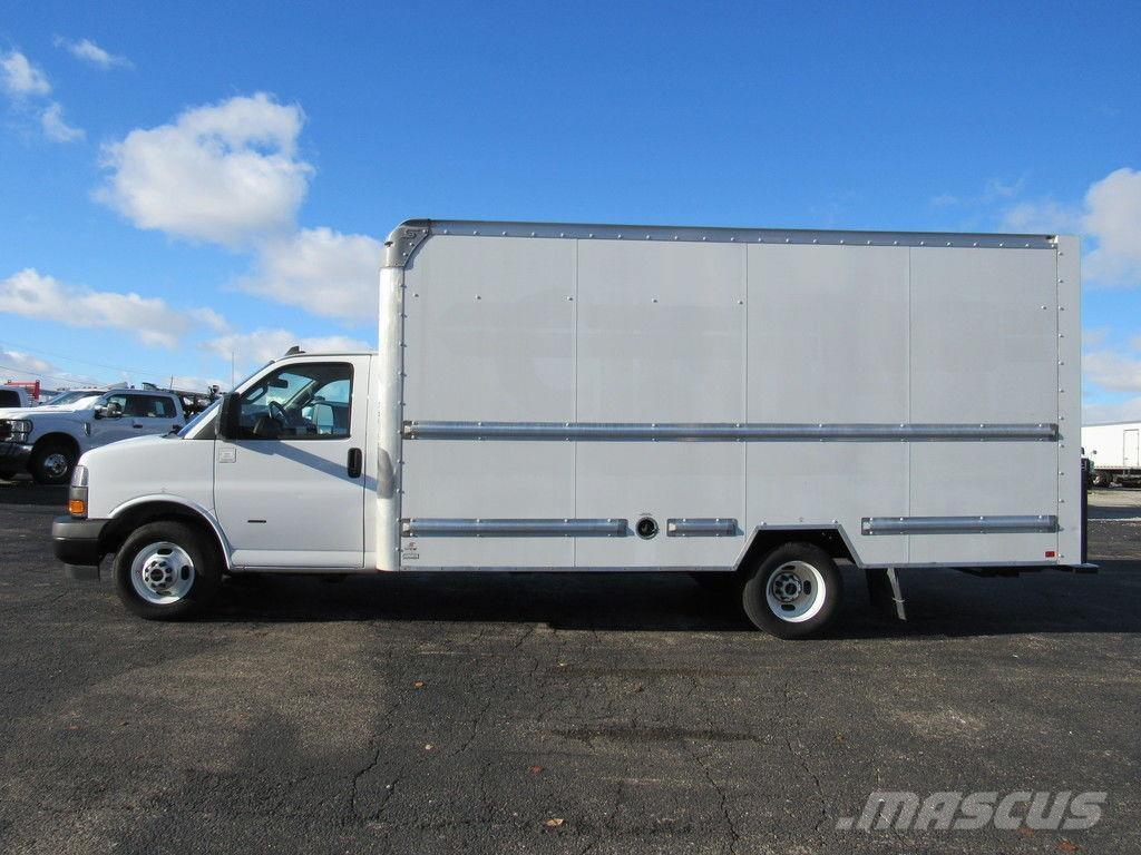 GMC Savana 3500 Camion cassonati
