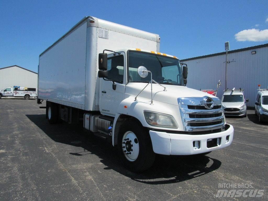 Hino 338 Camion cassonati