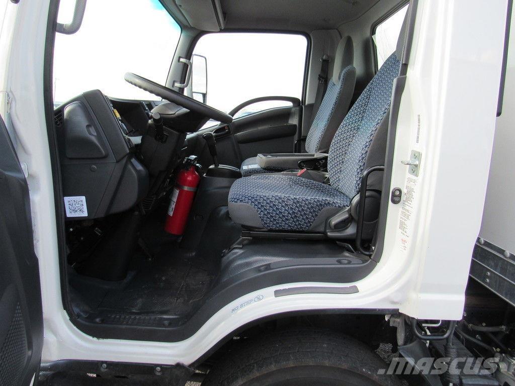 Isuzu NPR XD Camion cassonati