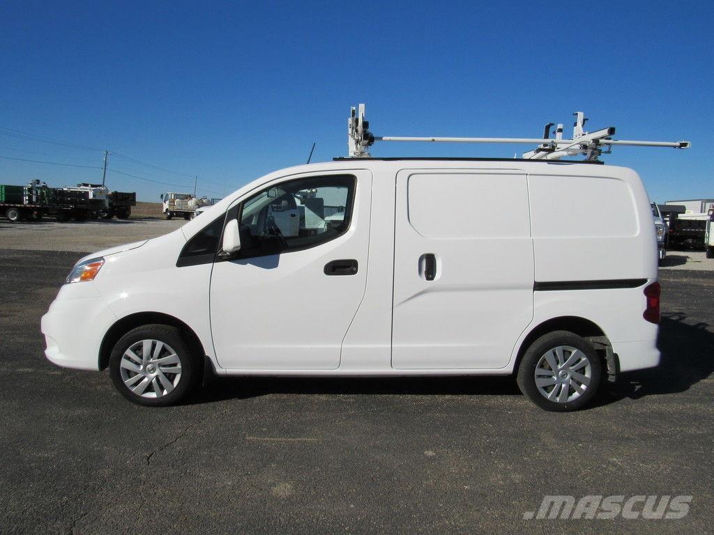 Nissan NV200 Furgone chiuso